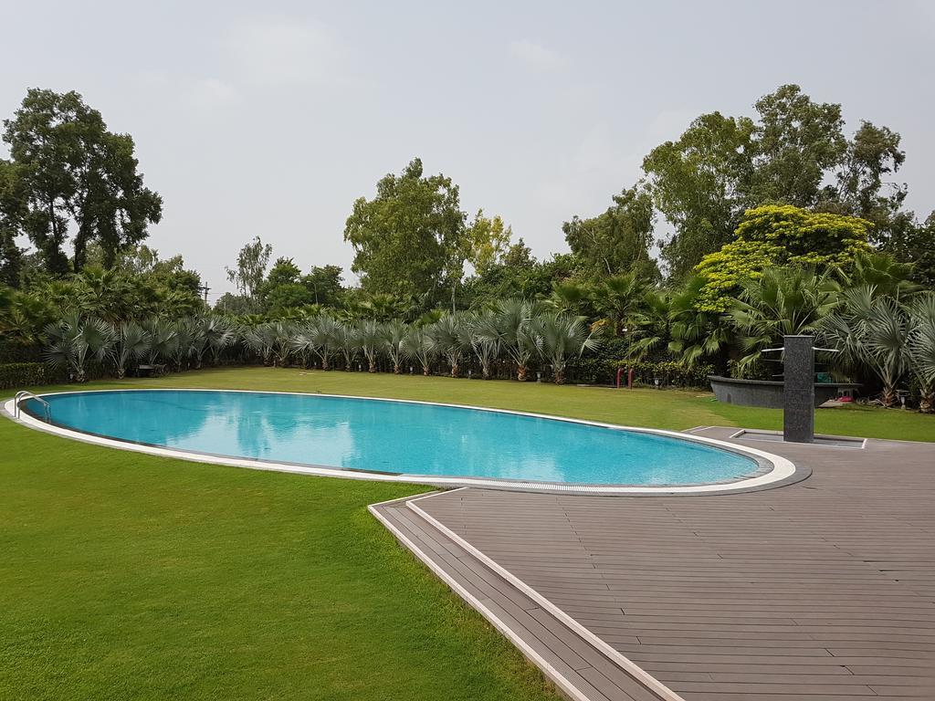 Atrio By Devam Hotell Gurgaon Exteriör bild