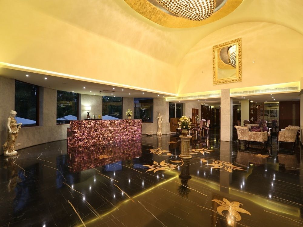 Atrio By Devam Hotell Gurgaon Exteriör bild