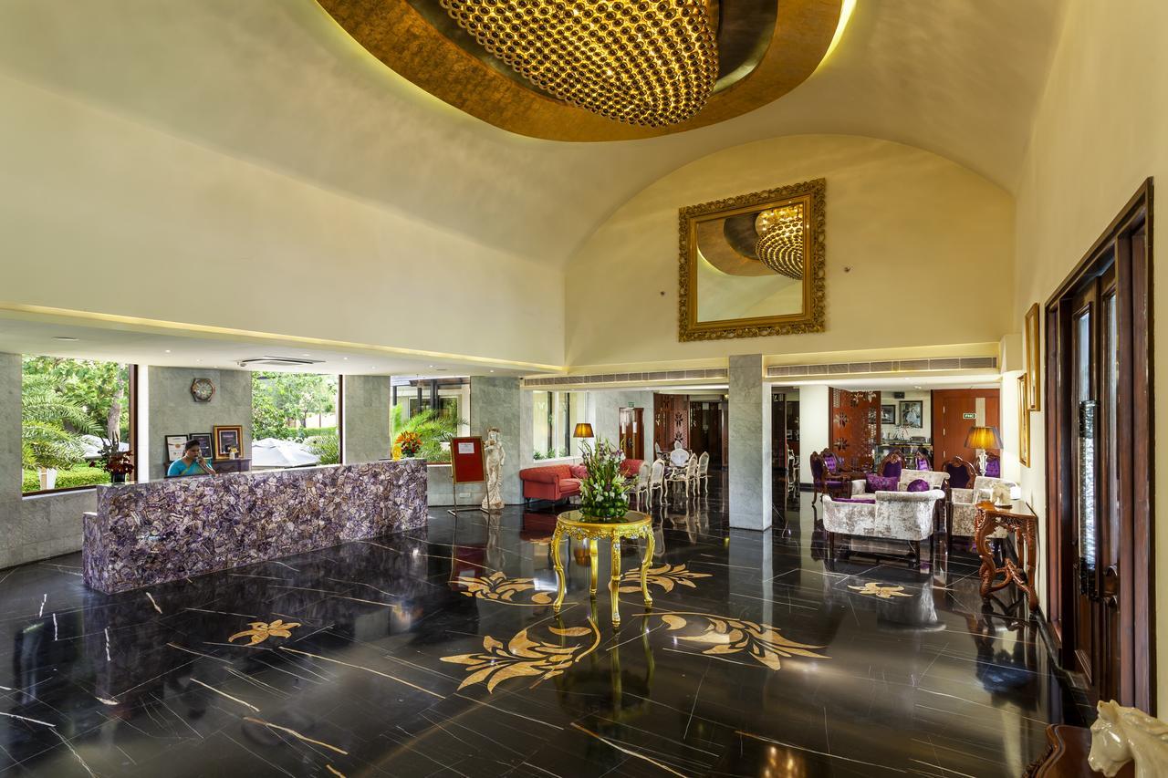 Atrio By Devam Hotell Gurgaon Exteriör bild