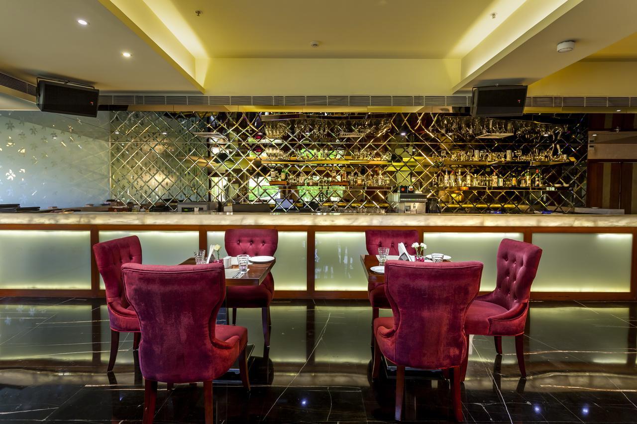 Atrio By Devam Hotell Gurgaon Exteriör bild
