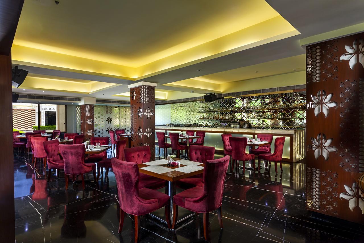 Atrio By Devam Hotell Gurgaon Exteriör bild