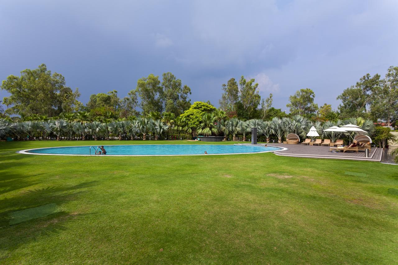 Atrio By Devam Hotell Gurgaon Exteriör bild